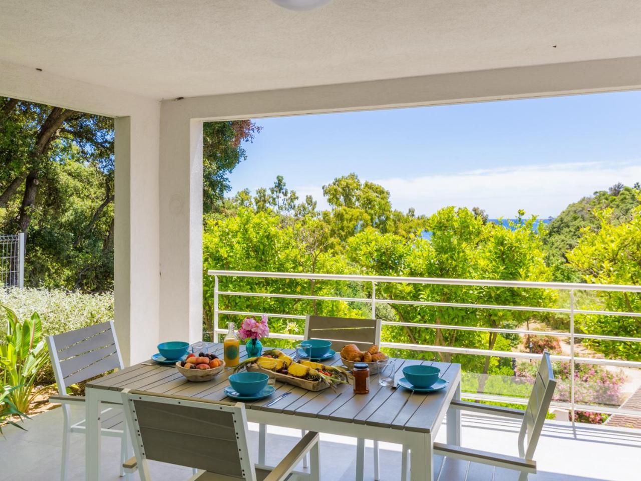 La Terrasse De Bonporteau - Welkeys Apartment Cavalaire-sur-Mer Exterior photo